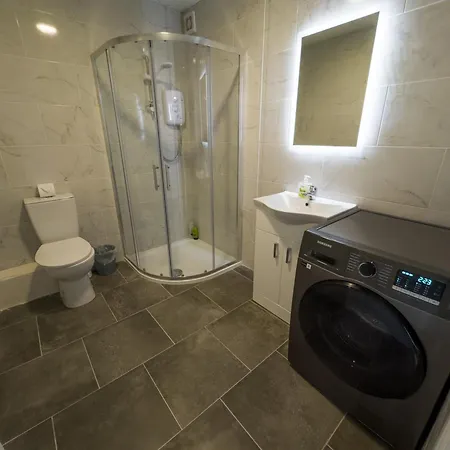 Luxury 2-bedroom Overlooking The With Private Balcony Διαμέρισμα Bundoran