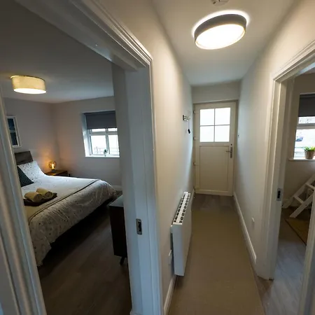 Luxury 2-bedroom Overlooking The With Private Balcony Bundoran