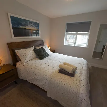 Luxury 2-bedroom Overlooking The With Private Balcony Bundoran