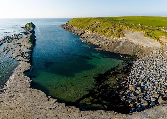 Luxury 2-bedroom Overlooking The With Private Balcony アパート *